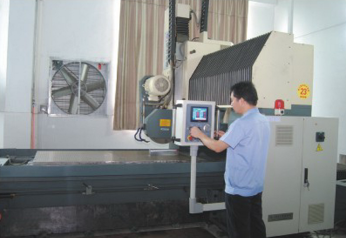 GM-K2000 large scale digital grinder in North Guangxi